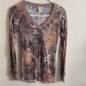 Daytrip Multicolor V-Neck Long Sleeve Top